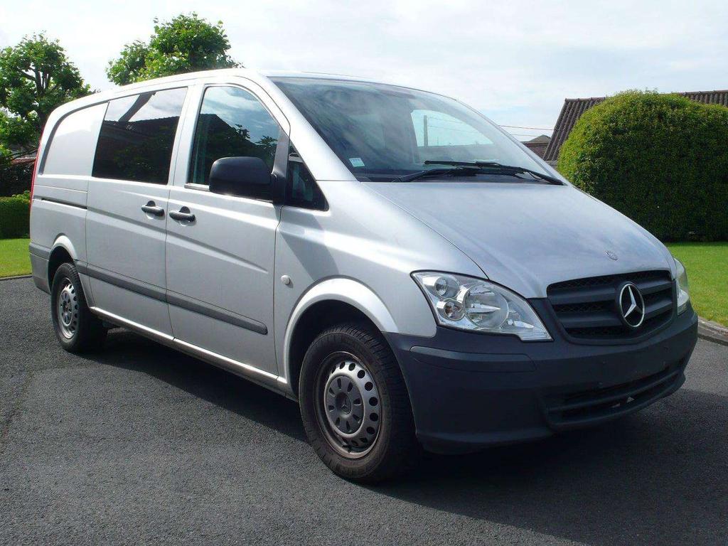 Mercedes-Benz Vito 116 CDI LANG  5 zitplaatsen     9700 euro gekeurd Garage Frank Mesure