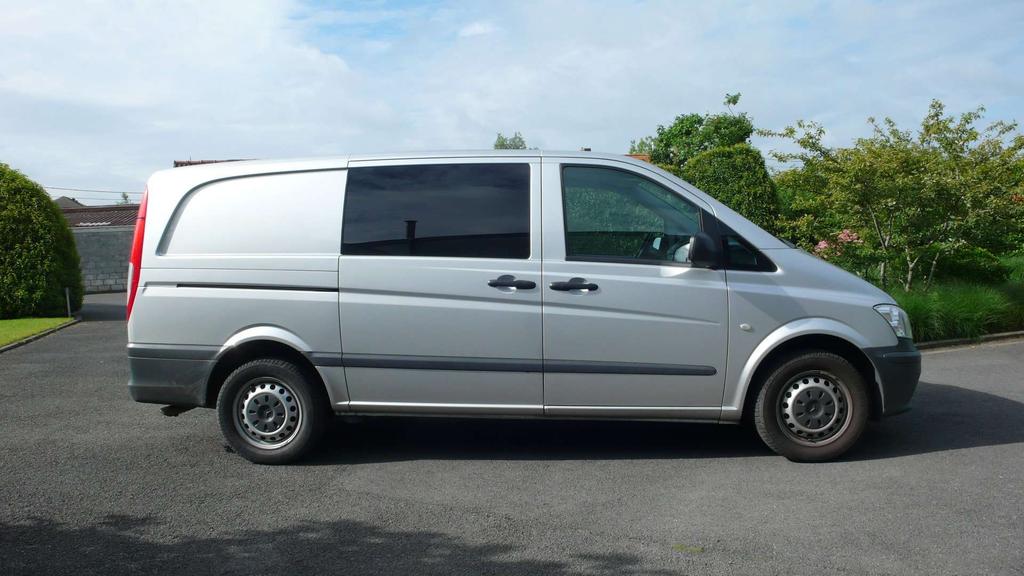 Mercedes-Benz Vito 116 CDI LANG  5 zitplaatsen     9700 euro gekeurd Garage Frank Mesure