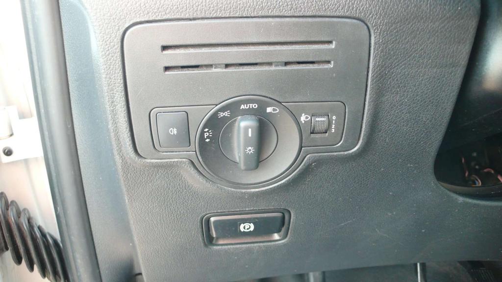 Mercedes-Benz Vito 116 CDI L - 81.742km - 21.250 euro +btw Garage Frank Mesure