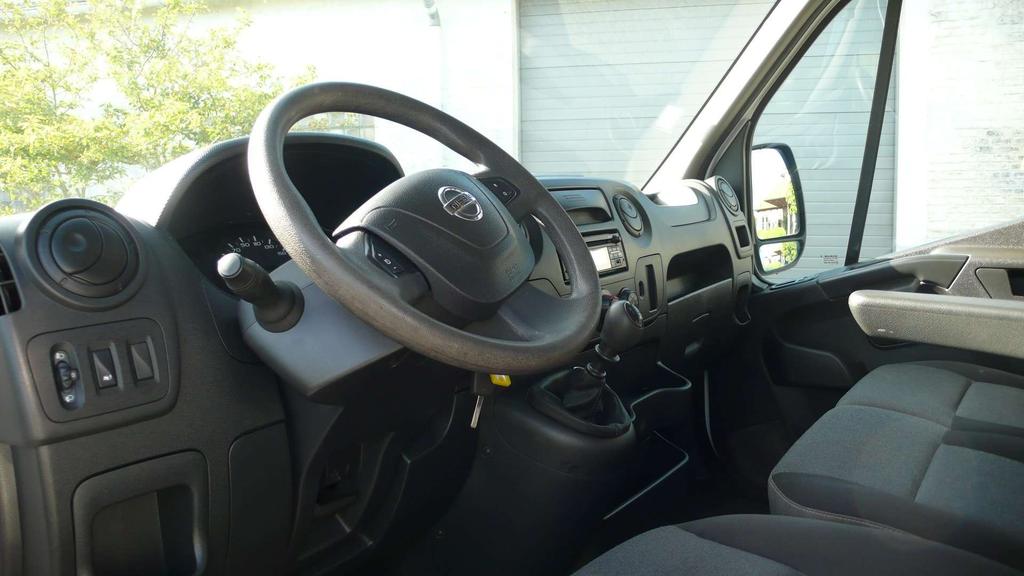 Nissan NV400 airco - cruise control - 47303 km - 14850 euro+btw Garage Frank Mesure