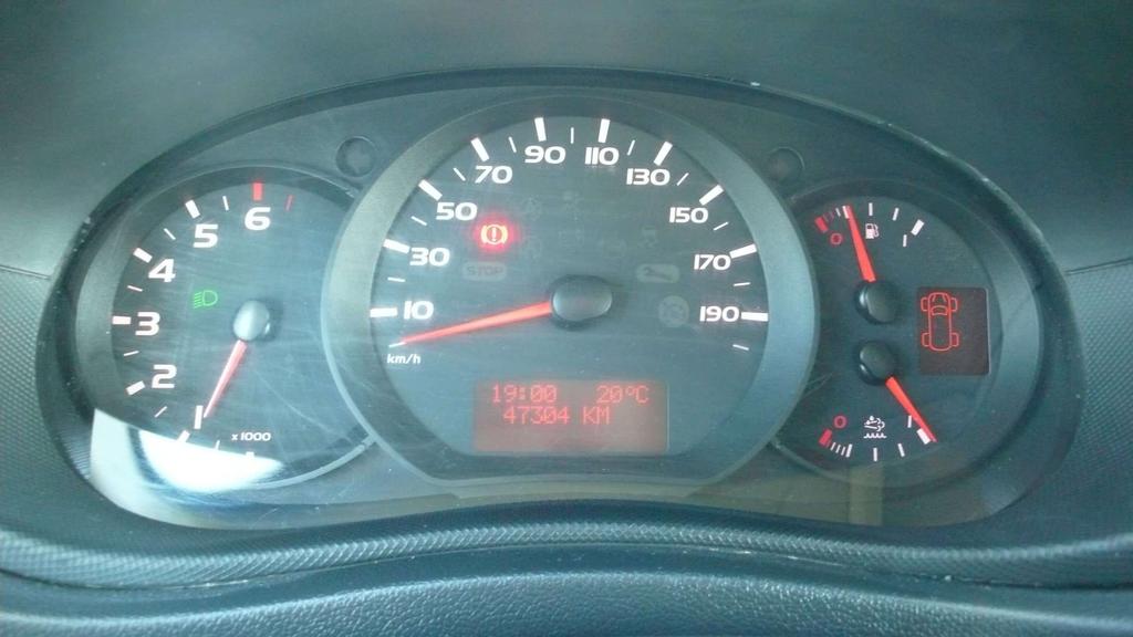 Nissan NV400 airco - cruise control - 47303 km - 14850 euro+btw Garage Frank Mesure