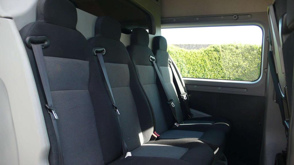 Nissan NV400 airco - cruise control - 47303 km - 14850 euro+btw Garage Frank Mesure