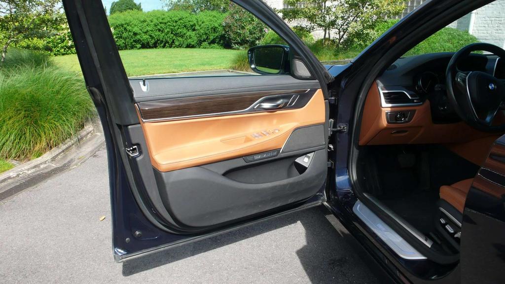 BMW 730 D - open dak - ACC - keyless entry - MOOIE STAAT Garage Frank Mesure