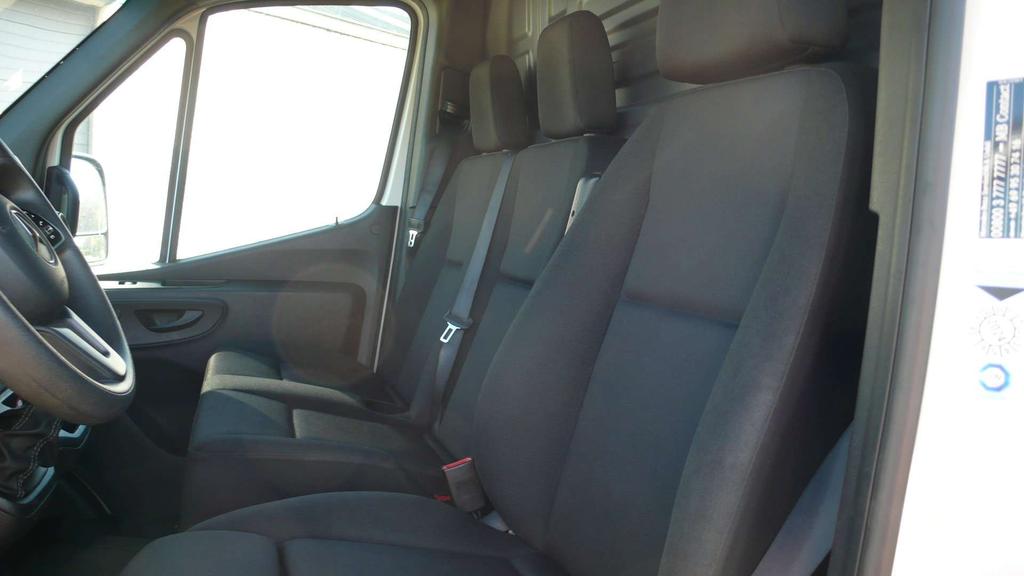 Mercedes-Benz Sprinter 317 CDI - L2H2 - MBUX - 82000 km - 25400 + btw Garage Frank Mesure