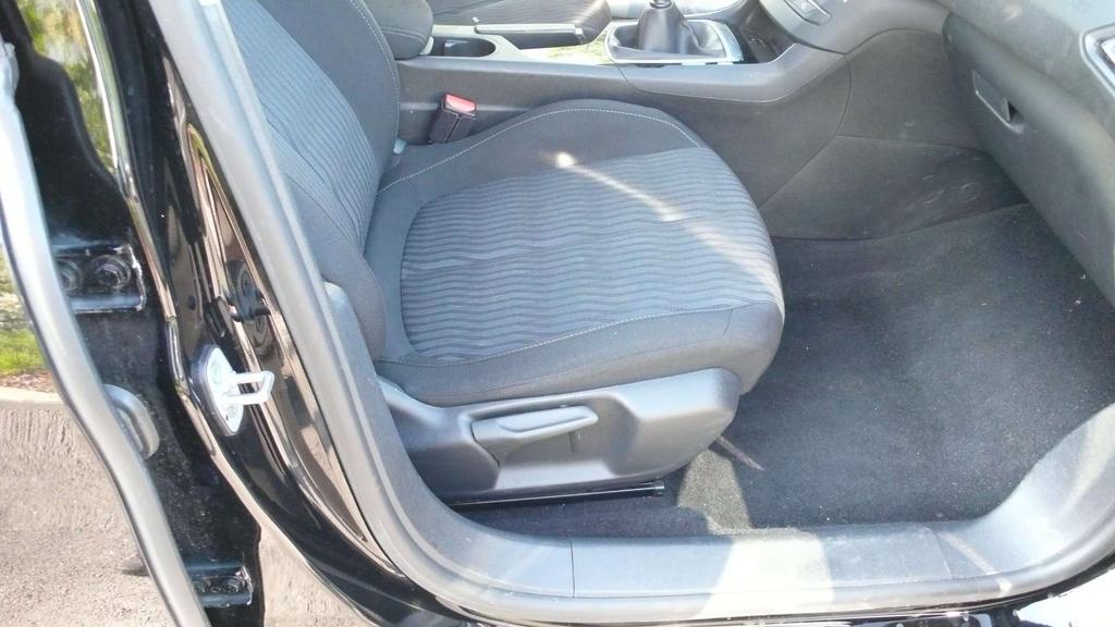 Peugeot 308 SW business - 4800 euro+btw voor export Garage Frank Mesure