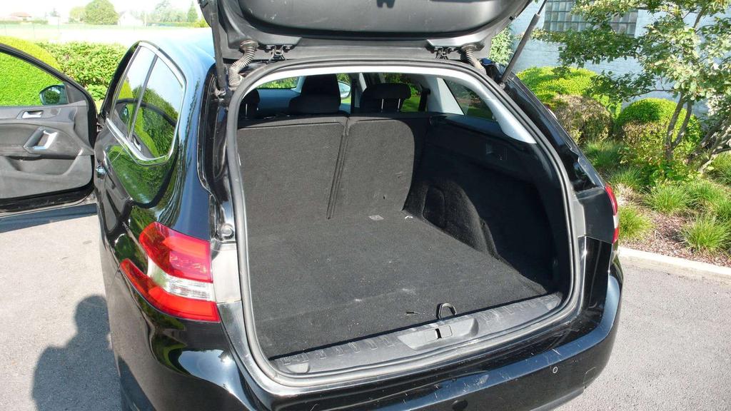 Peugeot 308 SW business - 4800 euro+btw voor export Garage Frank Mesure