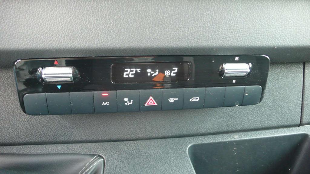 Mercedes-Benz Sprinter 317 CDI - L3H2 - trekhaak 3.5 ton - 30750 euro+btw Garage Frank Mesure