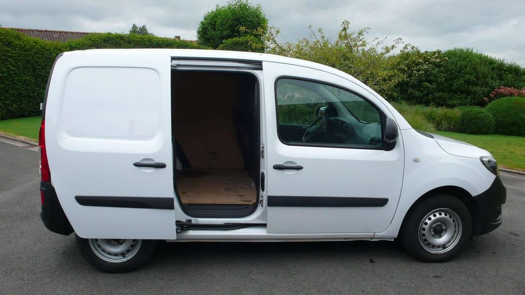 Mercedes-Benz Citan 109 CDI - lang - 61.000km - 11.500 euro + btw Garage Frank Mesure