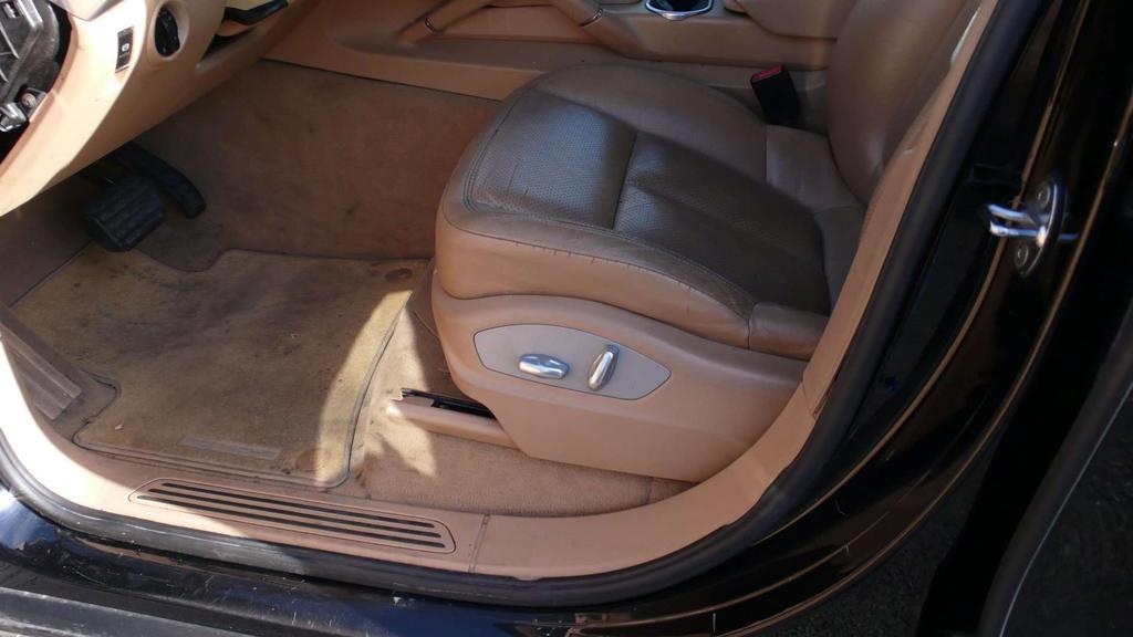 Porsche Cayenne 3.0D - 245 pk - export - 12850 netto Garage Frank Mesure