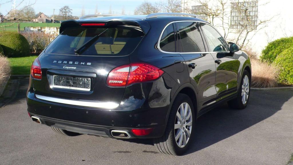 Porsche Cayenne 3.0D - 245 pk - export - 12850 netto Garage Frank Mesure