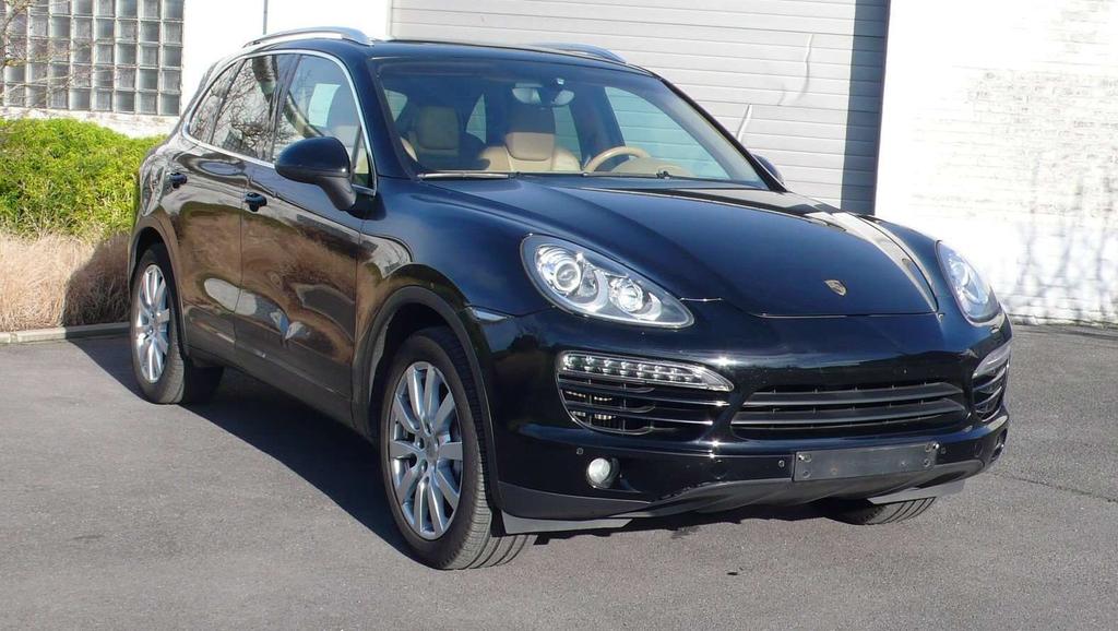 Porsche Cayenne 3.0D - 245 pk - export - 12850 netto Garage Frank Mesure