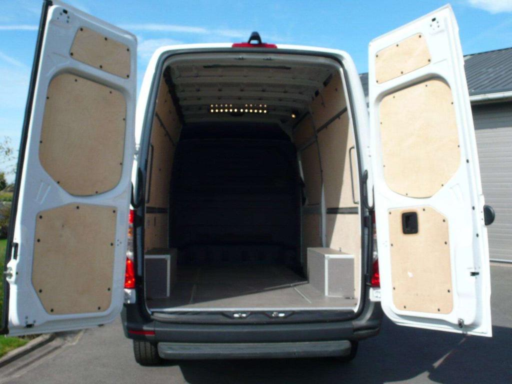 Mercedes-Benz Sprinter 317 CDI - L2H2 - V E R K O C H T Garage Frank Mesure