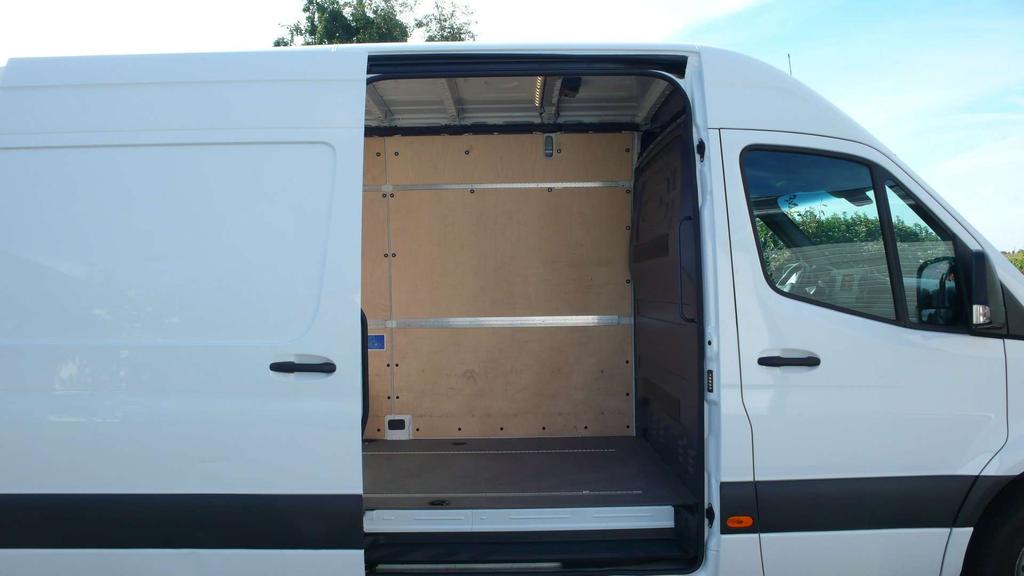 Mercedes-Benz Sprinter 317 CDI - L2H2 - V E R K O C H T Garage Frank Mesure