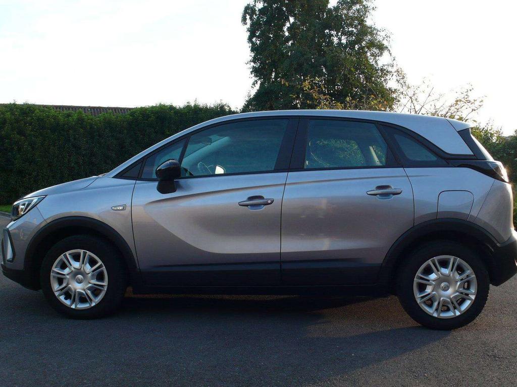 Opel Crossland 8300km-benzine-airco-cruise control nieuwe staat Garage Frank Mesure