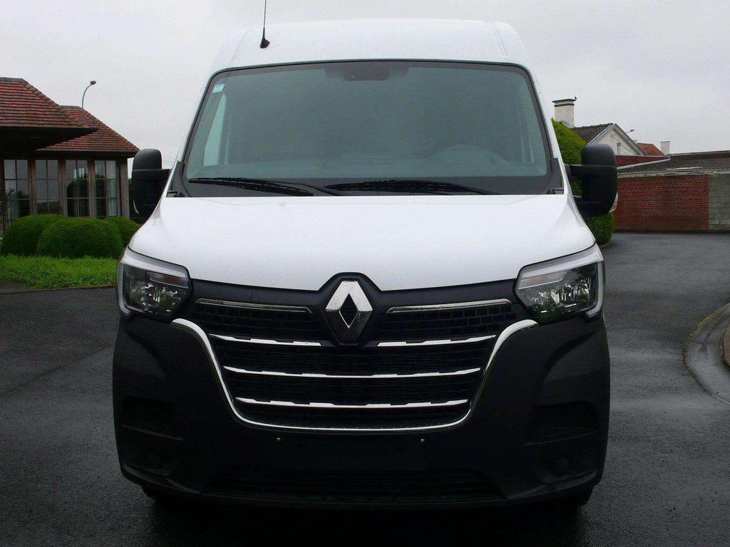 Renault Master L2H2 - 14028 km - als nieuw - 24700 euro+btw Garage Frank Mesure