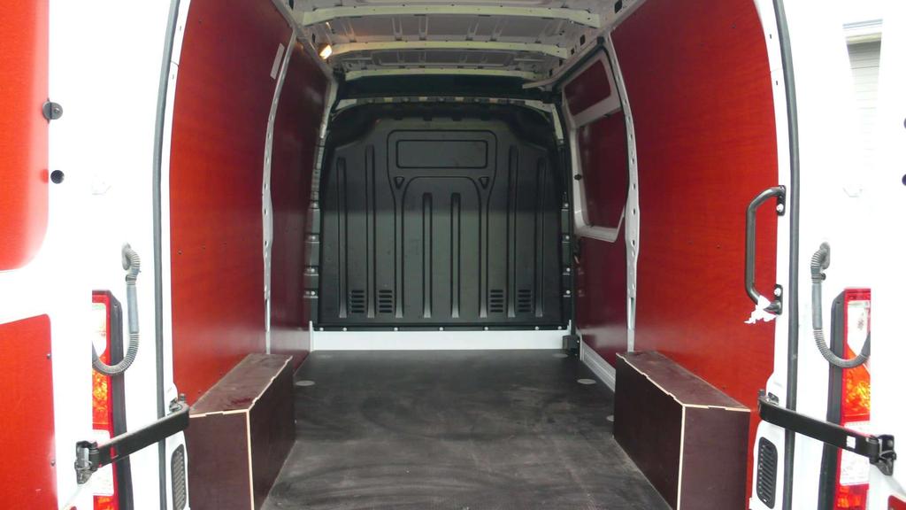 Renault Master L2H2 - 14028 km - als nieuw - 24700 euro+btw Garage Frank Mesure