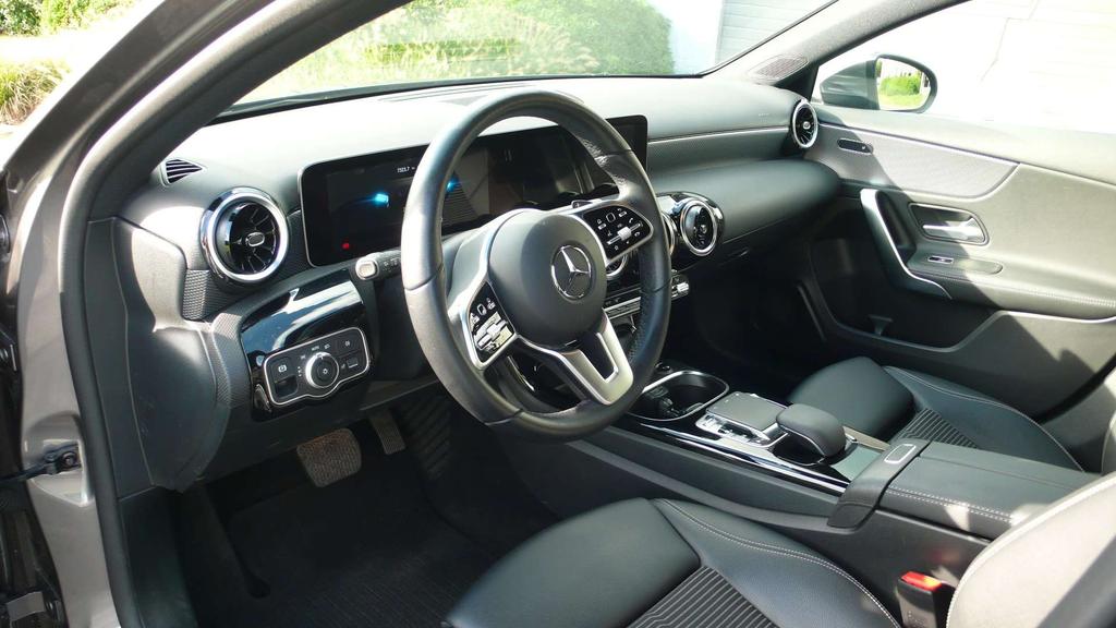Mercedes-Benz A 180 benzine - auto - navi - 47.000km - 20.700 euro Garage Frank Mesure