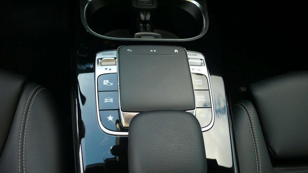 Mercedes-Benz A 180 benzine - auto - navi - 47.000km - 20.700 euro Garage Frank Mesure