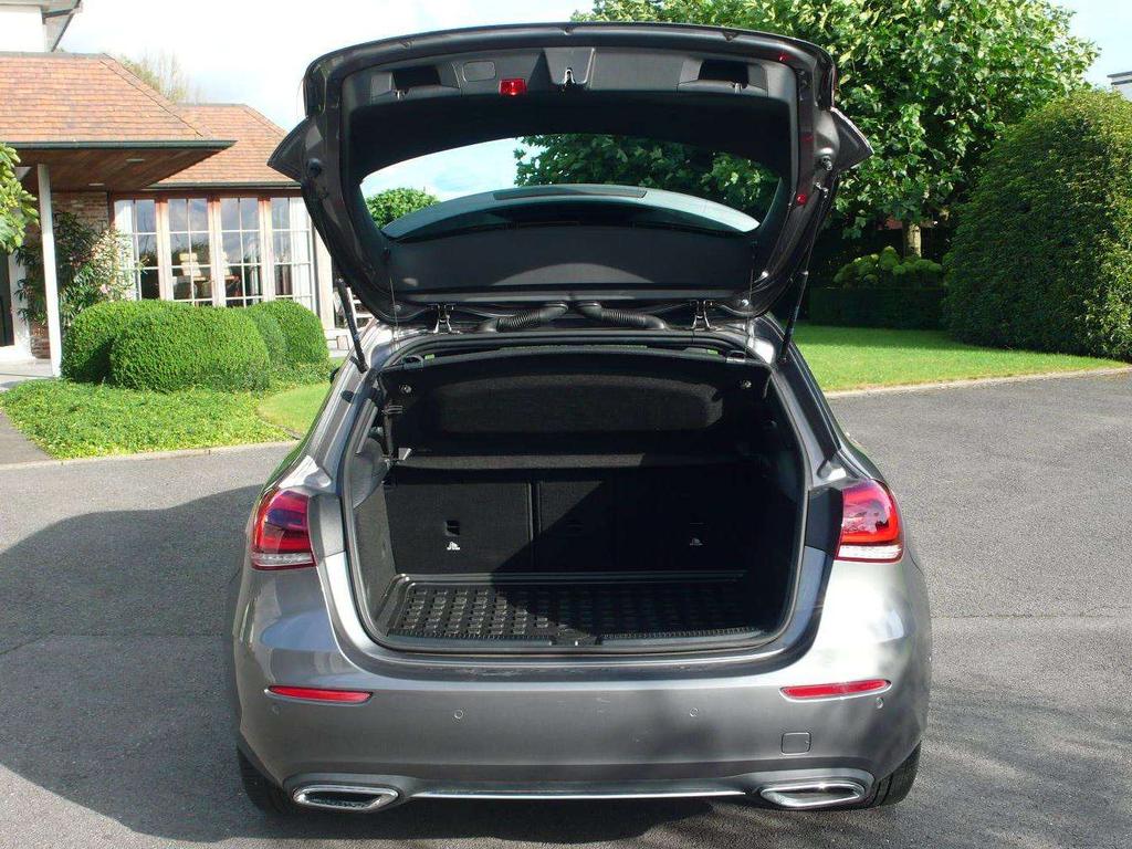Mercedes-Benz A 180 benzine - auto - navi - 47.000km - 20.700 euro Garage Frank Mesure