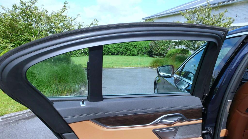 BMW 730 D - open dak - ACC - keyless entry - MOOIE STAAT Garage Frank Mesure
