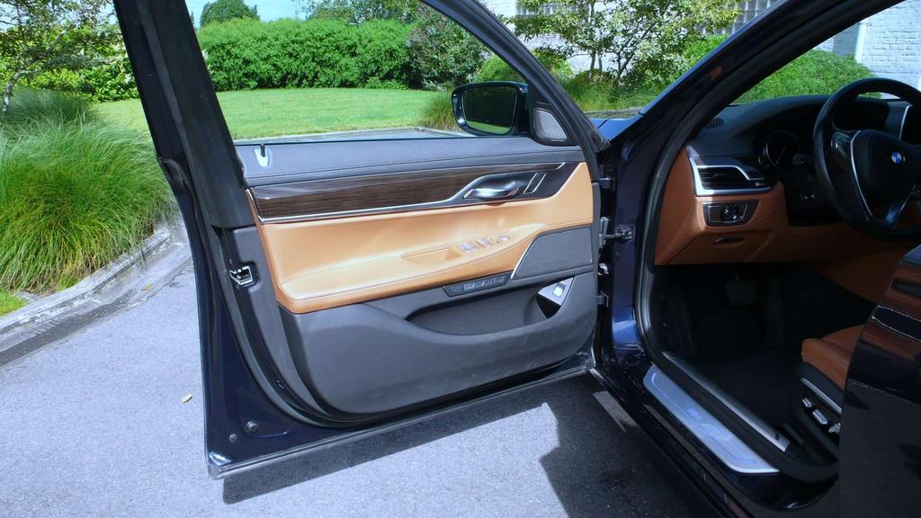 BMW 730 D - open dak - ACC - keyless entry - MOOIE STAAT Garage Frank Mesure