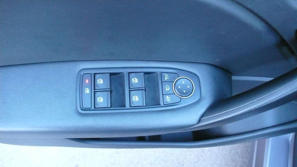 Renault Captur 45.500km - benzine - navi - 12.950 euro+btw Garage Frank Mesure