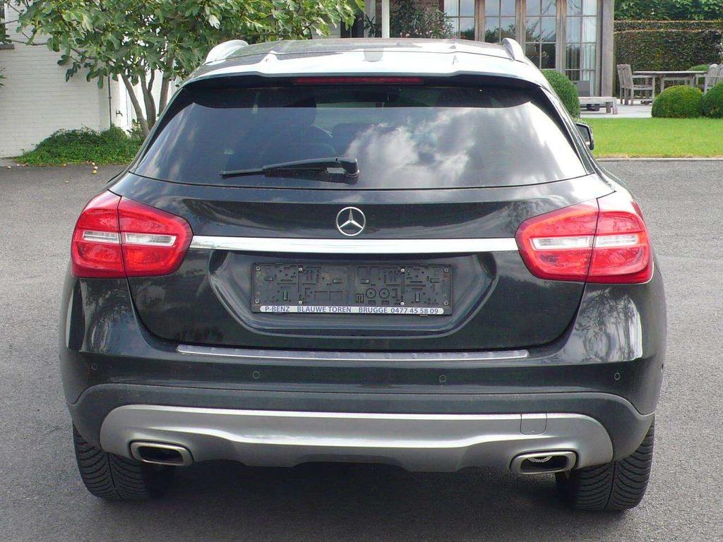Mercedes-Benz GLA 200 D - top staat - exportprijs 9950 euro Garage Frank Mesure