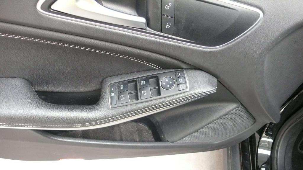 Mercedes-Benz GLA 200 D - top staat - exportprijs 9950 euro Garage Frank Mesure