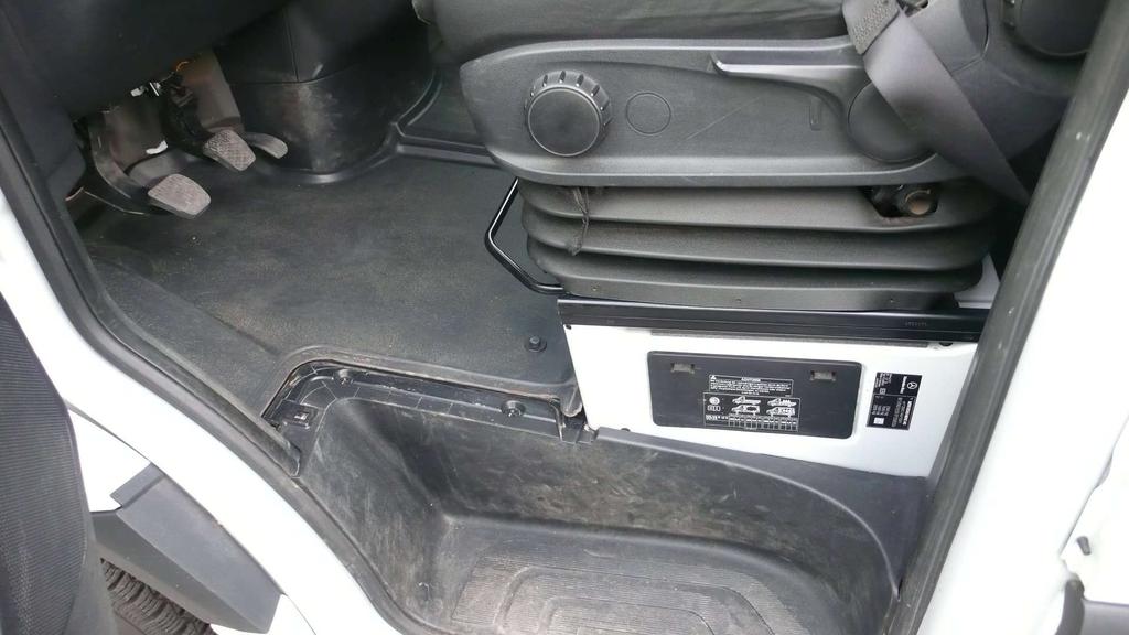 Mercedes-Benz Sprinter 317 CDI - L3H2 - trekhaak 3.5 ton - 29900 euro+btw Garage Frank Mesure