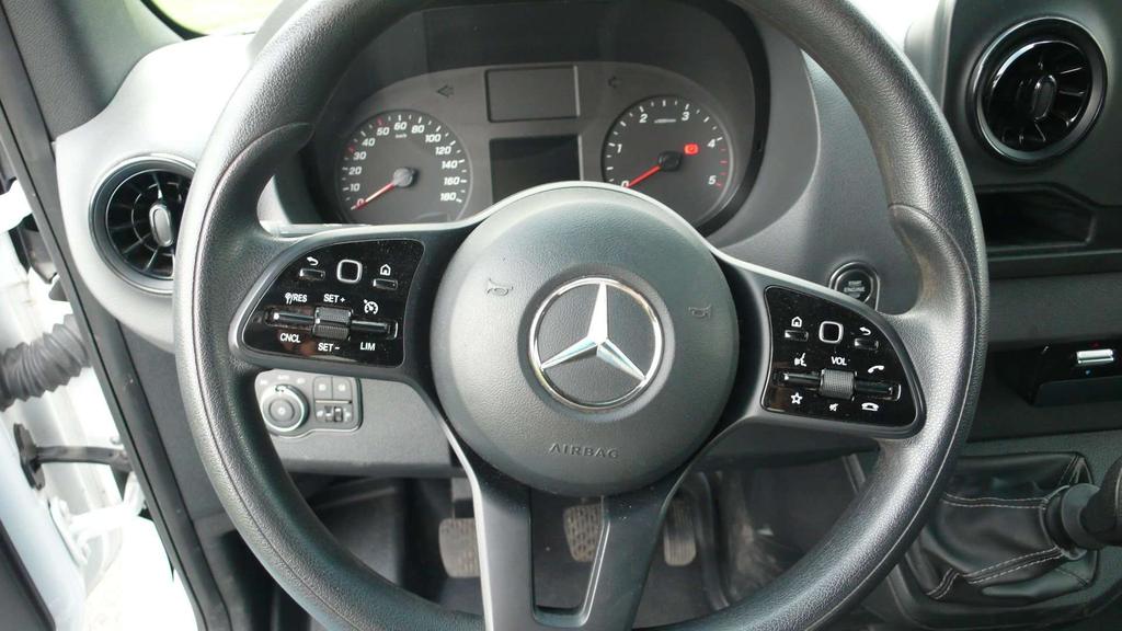 Mercedes-Benz Sprinter 317 CDI - L3H2 - trekhaak 3.5 ton - 29900 euro+btw Garage Frank Mesure