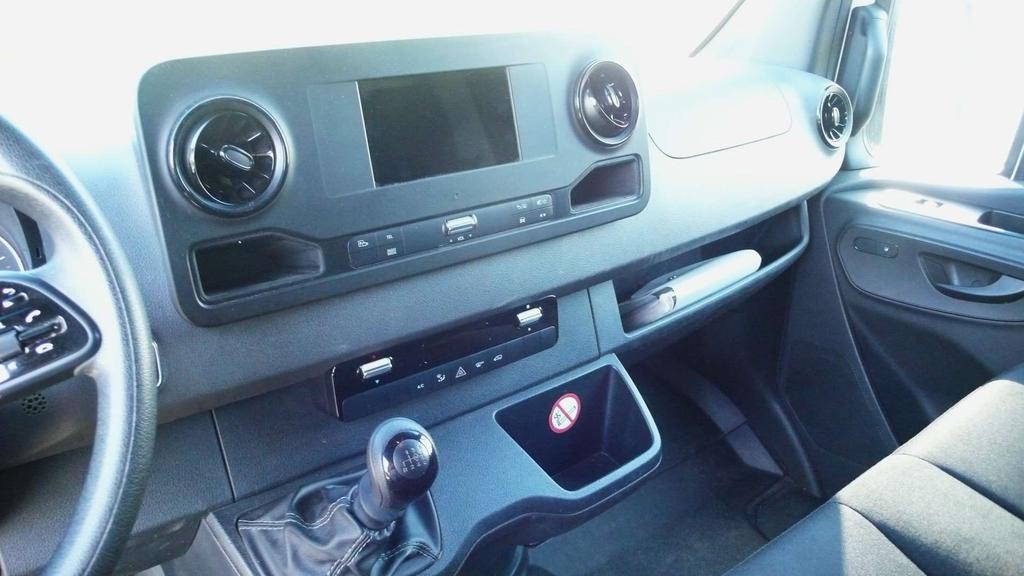 Mercedes-Benz Sprinter 317 CDI - L2H2 - MBUX - 82000 km - 25400 + btw Garage Frank Mesure