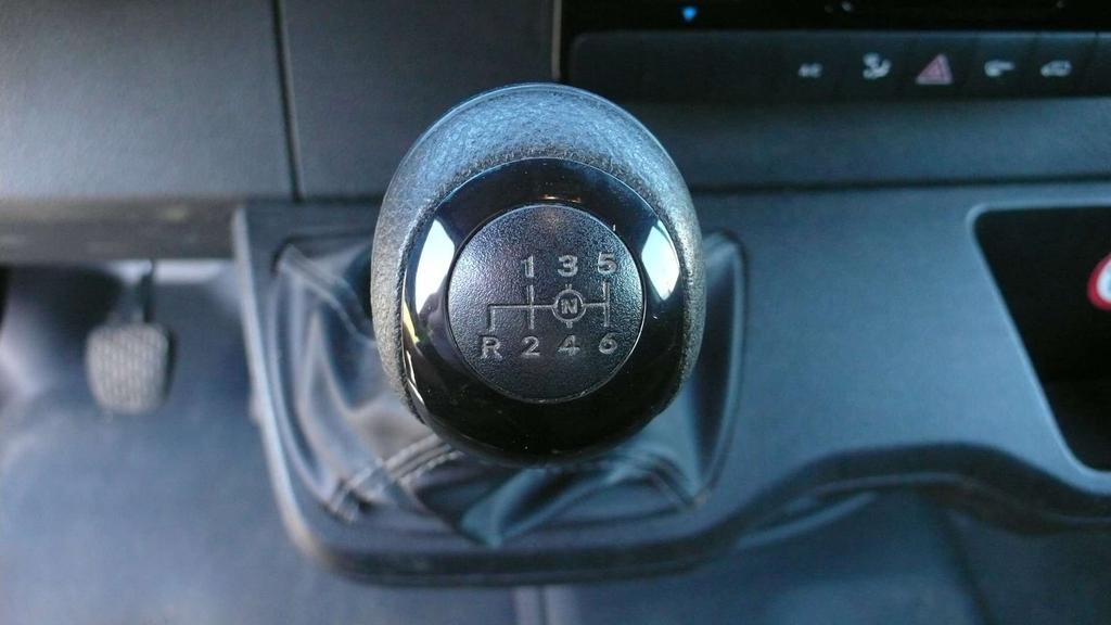 Mercedes-Benz Sprinter 317 CDI - L2H2 - MBUX - 82000 km - 25400 + btw Garage Frank Mesure