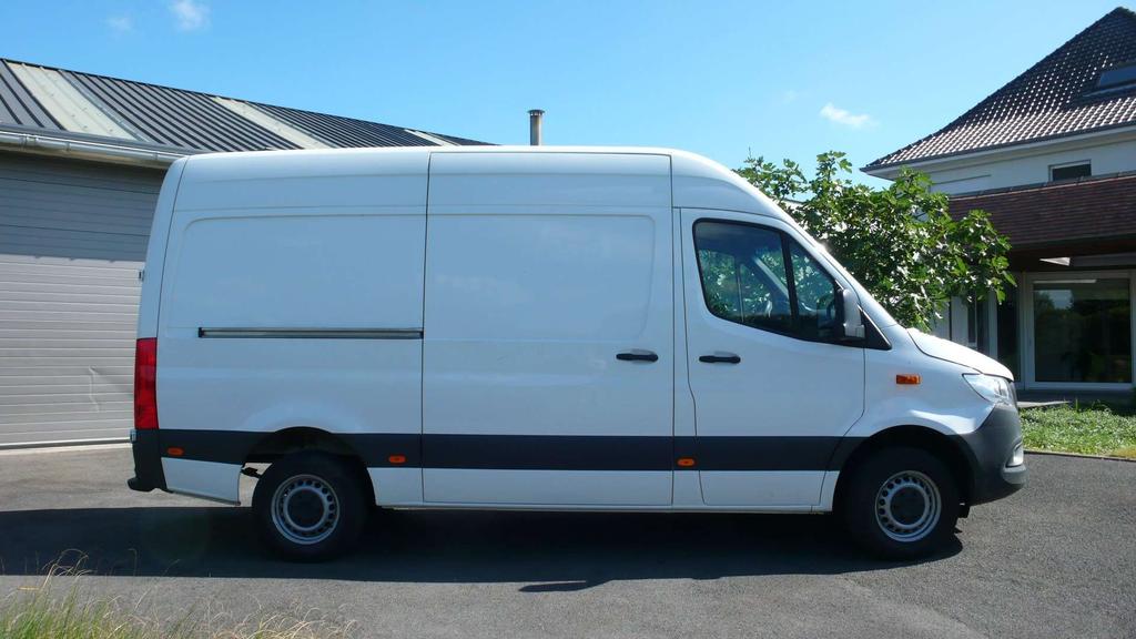 Mercedes-Benz Sprinter 317 CDI - L2H2 - MBUX - 82000 km - 25400 + btw Garage Frank Mesure