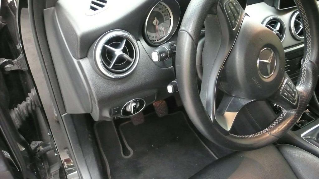 Mercedes-Benz GLA 200 D - top staat - exportprijs 9950 euro Garage Frank Mesure