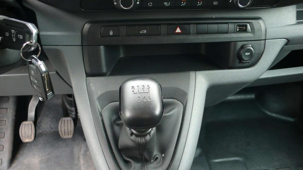 Citroen Jumpy L3H1 - 2.0D - 69521km - navi - airco - 17800 netto Garage Frank Mesure