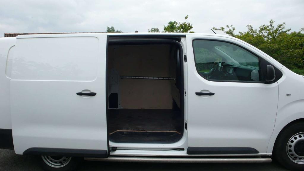 Citroen Jumpy L3H1 - 2.0D - 69521km - navi - airco - 17800 netto Garage Frank Mesure