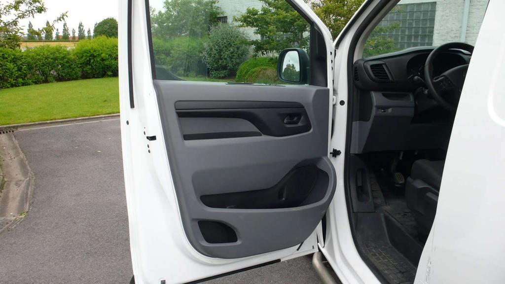 Citroen Jumpy L3H1 - 2.0D - 69521km - navi - airco - 17800 netto Garage Frank Mesure