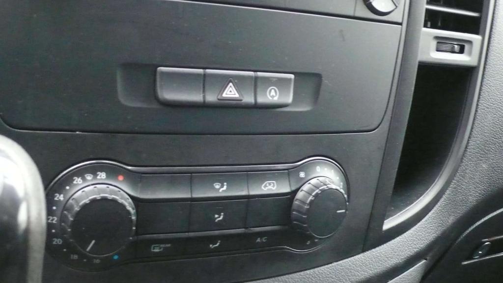 Mercedes-Benz Vito 114 cdi Lang   16850 plus btw Garage Frank Mesure