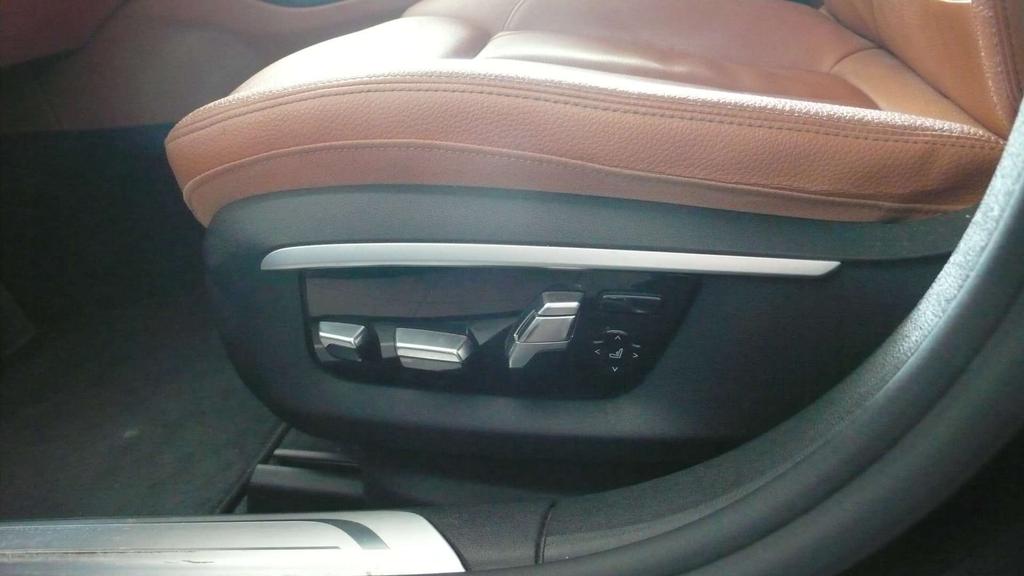 BMW 730 D - open dak - ACC - head-up display - MOOIE STAAT Garage Frank Mesure