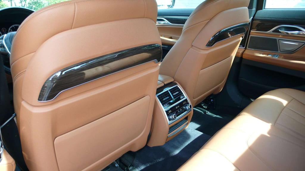 BMW 730 D - open dak - ACC - head-up display - MOOIE STAAT Garage Frank Mesure