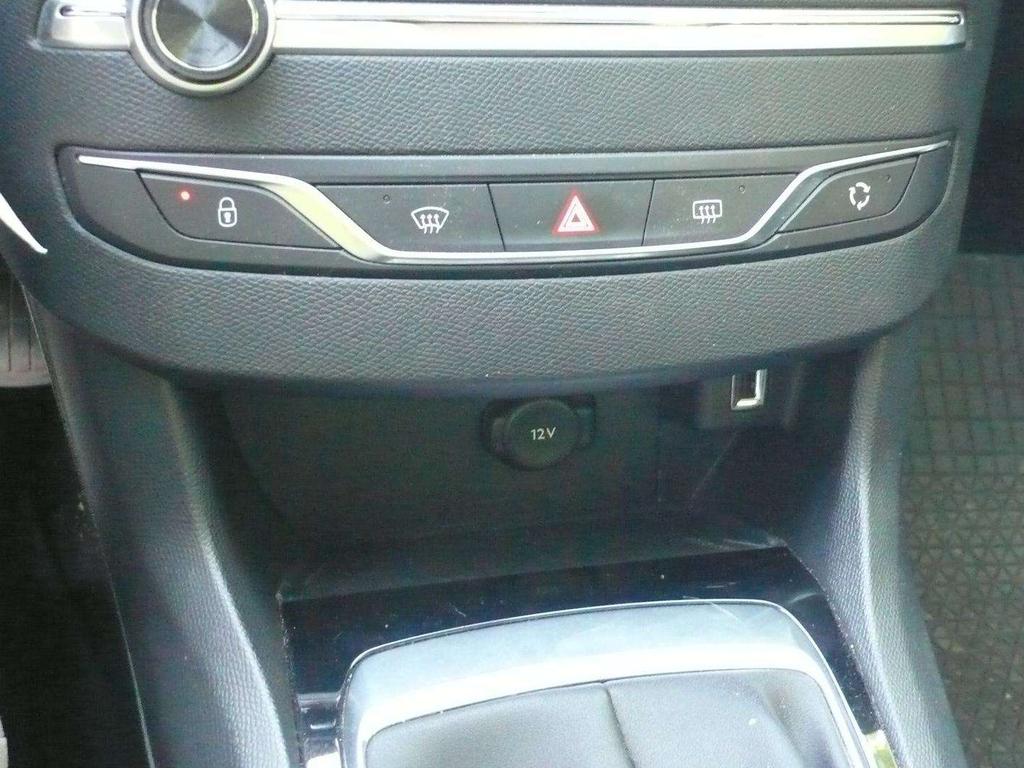 Peugeot 308 SW - navi - airco - 4800 netto export + btw Garage Frank Mesure