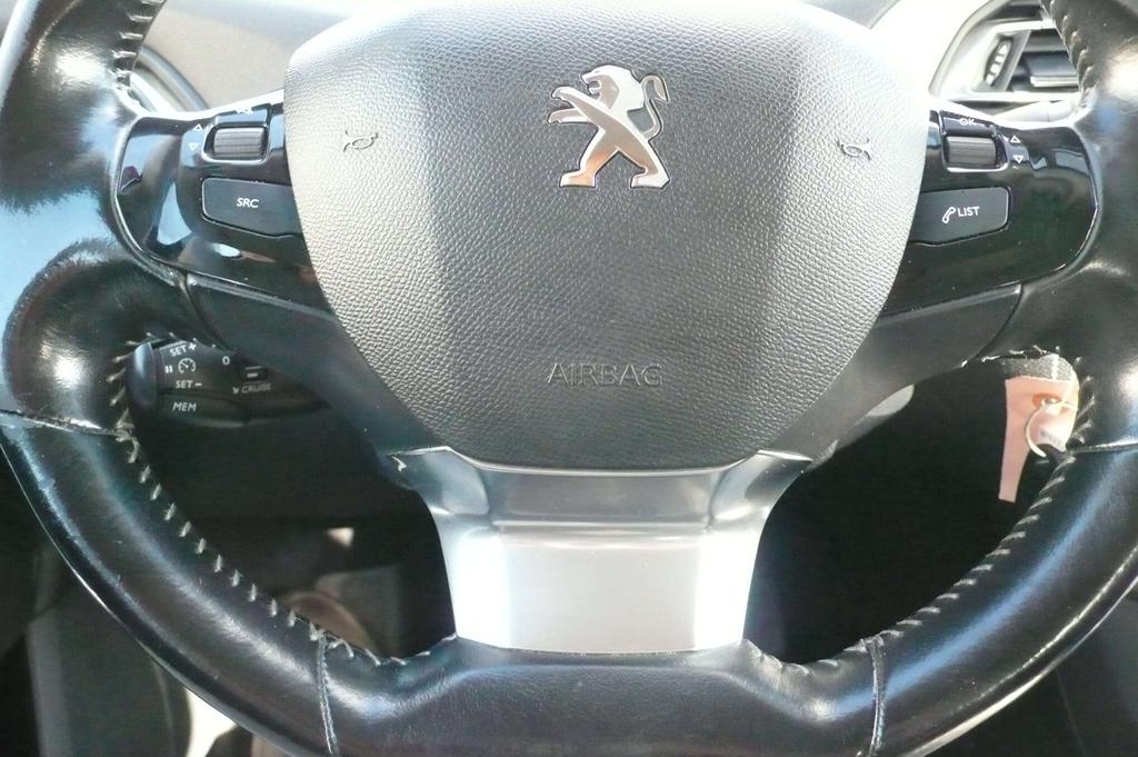 Peugeot 308 SW - navi - airco - 4800 netto export + btw Garage Frank Mesure