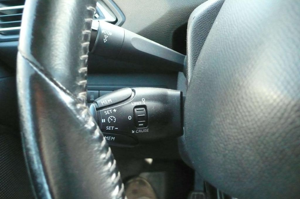 Peugeot 308 SW - navi - airco - 4800 netto export + btw Garage Frank Mesure