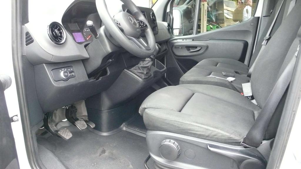Mercedes-Benz Sprinter 317 CDI - L2H2 - 63000km - 28450 euro +btw Garage Frank Mesure