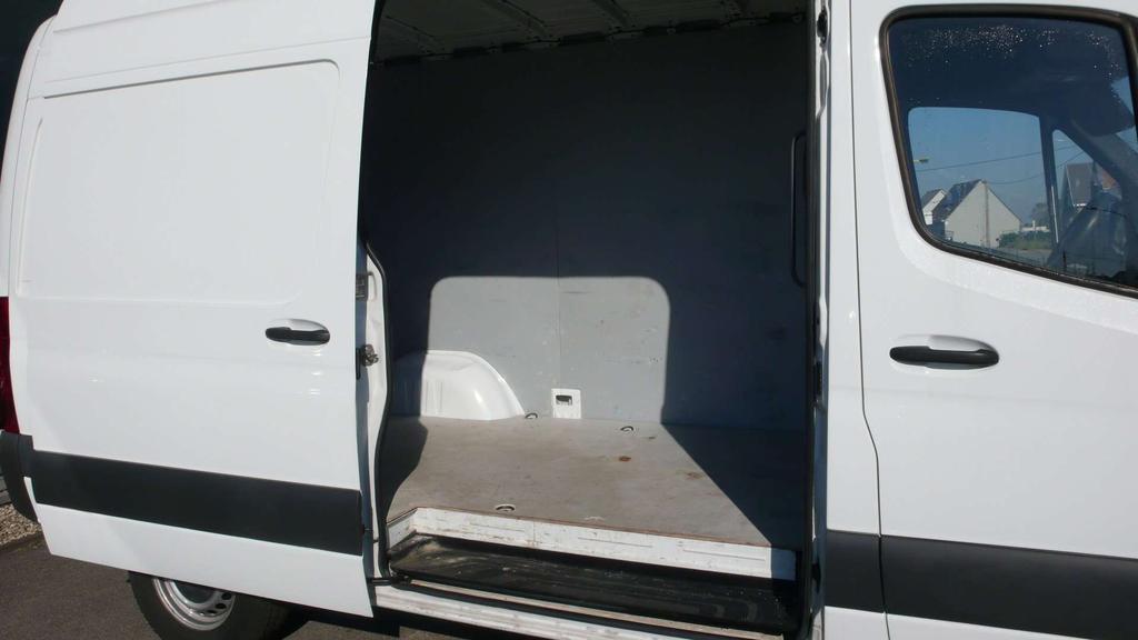 Mercedes-Benz Sprinter 314 CDI - L2H2 - 85.000km - 23.900 euro +btw Garage Frank Mesure