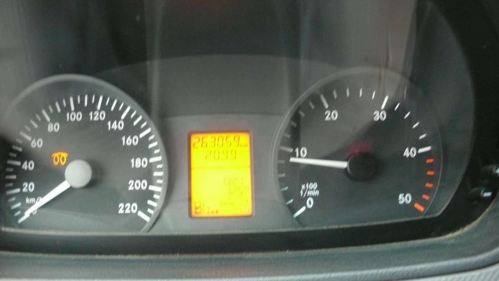 Mercedes-Benz Vito 111 CDI - 6 zitpl. - lichte vracht - 5750 euro Garage Frank Mesure