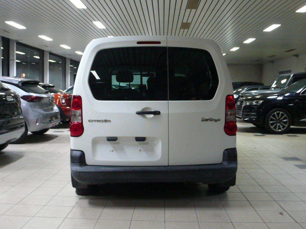 Citroen Berlingo airco - 3 zitpl. - prijs handelaar 4750 euro Garage Frank Mesure