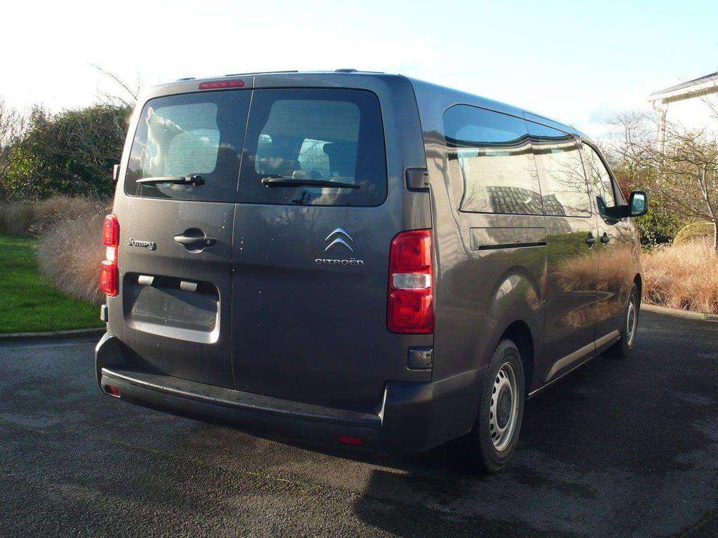 Citroen Jumpy L3 - 9 zitpl - 31.000 km - 19500 euro + btw Garage Frank Mesure