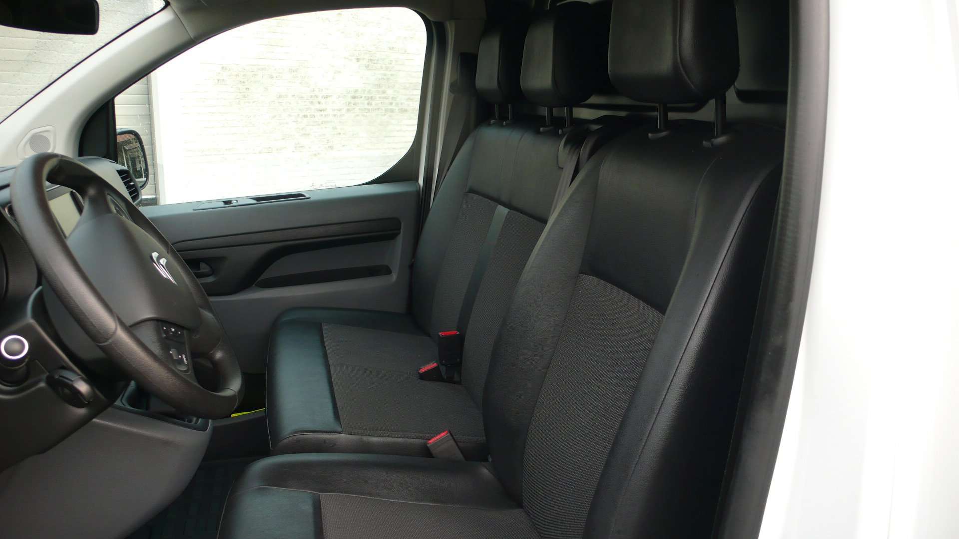 Citroen Jumpy navi - airco - CC - 69500 km - 17800 euro+ Garage Frank Mesure