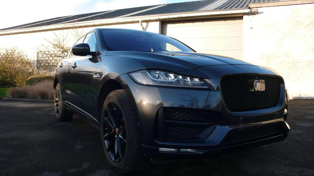 Jaguar F-Pace 2.0 D - AWD - airsport - veel opties - 21800 euro Garage Frank Mesure